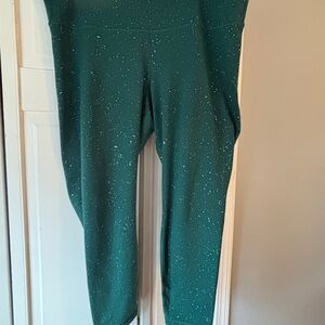 GAP Fit Deep Green Speckled Leggings